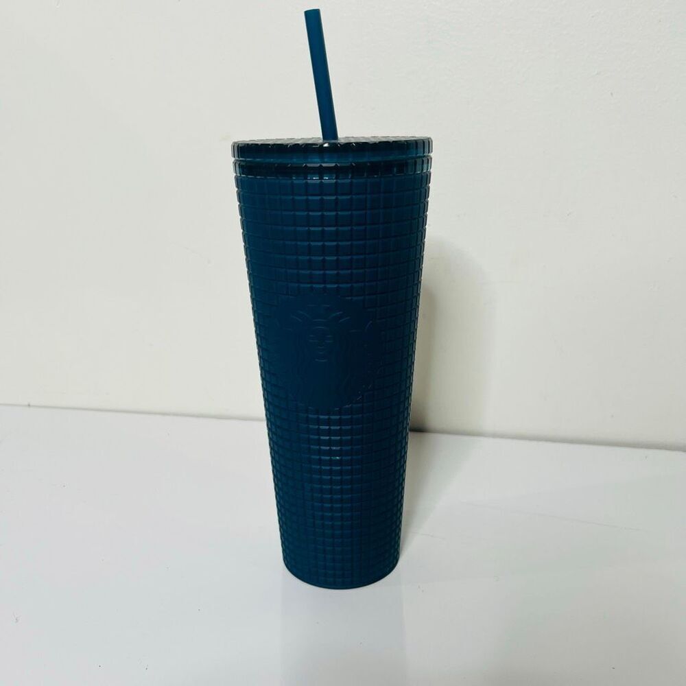Starbucks 2022 Diamond Grip Blue Teal Matte Cold Cup Tumbler Straw 24 oz